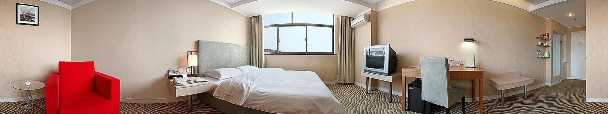 Weihai Sophia Hotel Экстерьер фото